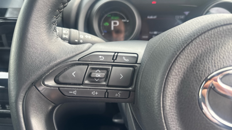 Toyota Yaris Cross 1.5 Hybrid Icon 5dr CVT Hybrid Estate